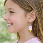 boucles d’oreilles enfant chat kawaii glace bleu style mignon sur oreille enfant