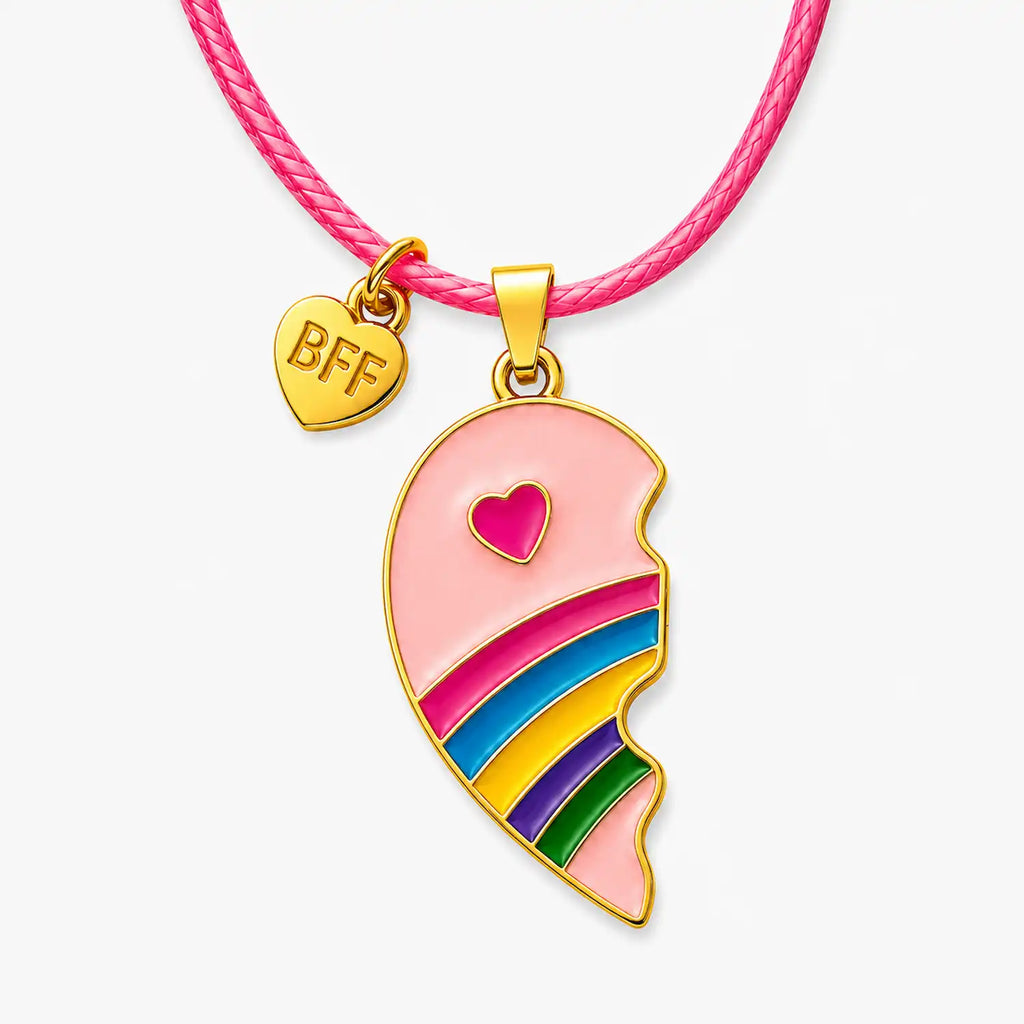 Détail du pendentif rose Daisy Rainbow BFF